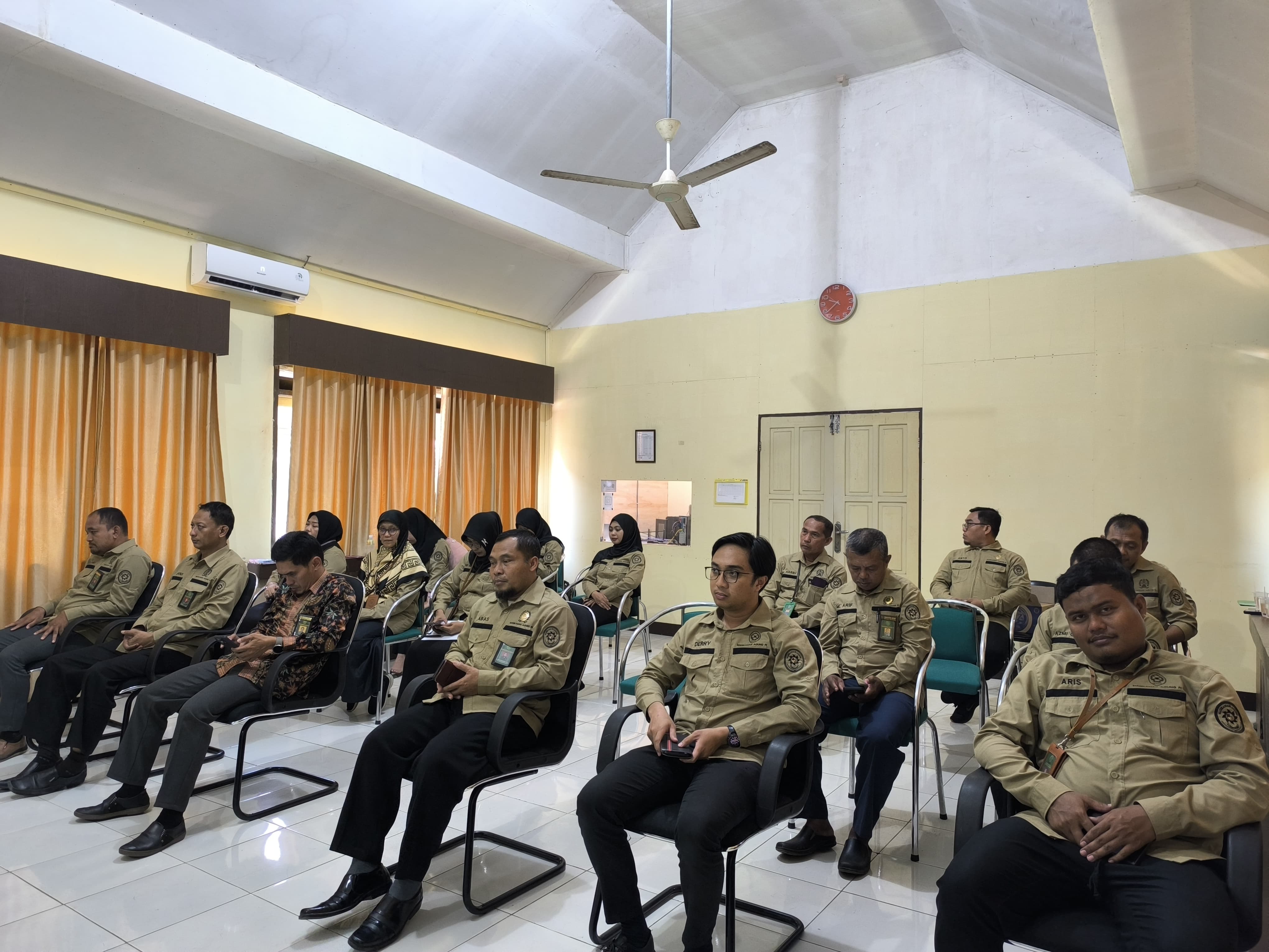 7e535c6f d0fb 4445 ace6 15225637fde8