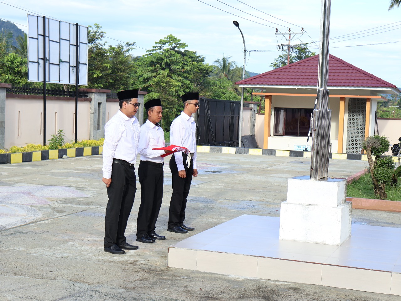 2025 PENGADILAN AGAMA AMPANA GELAR UPACARA PERINGATAN HARI LAHIR PANCASILA TAHUN 2025 3