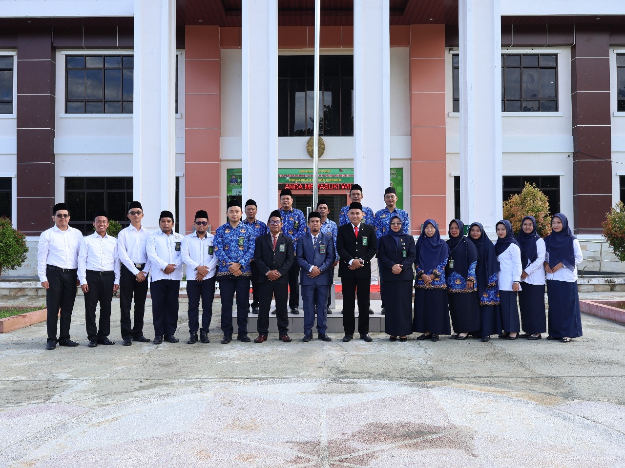 2025 PENGADILAN AGAMA AMPANA GELAR UPACARA PERINGATAN HARI LAHIR PANCASILA TAHUN 2025 6