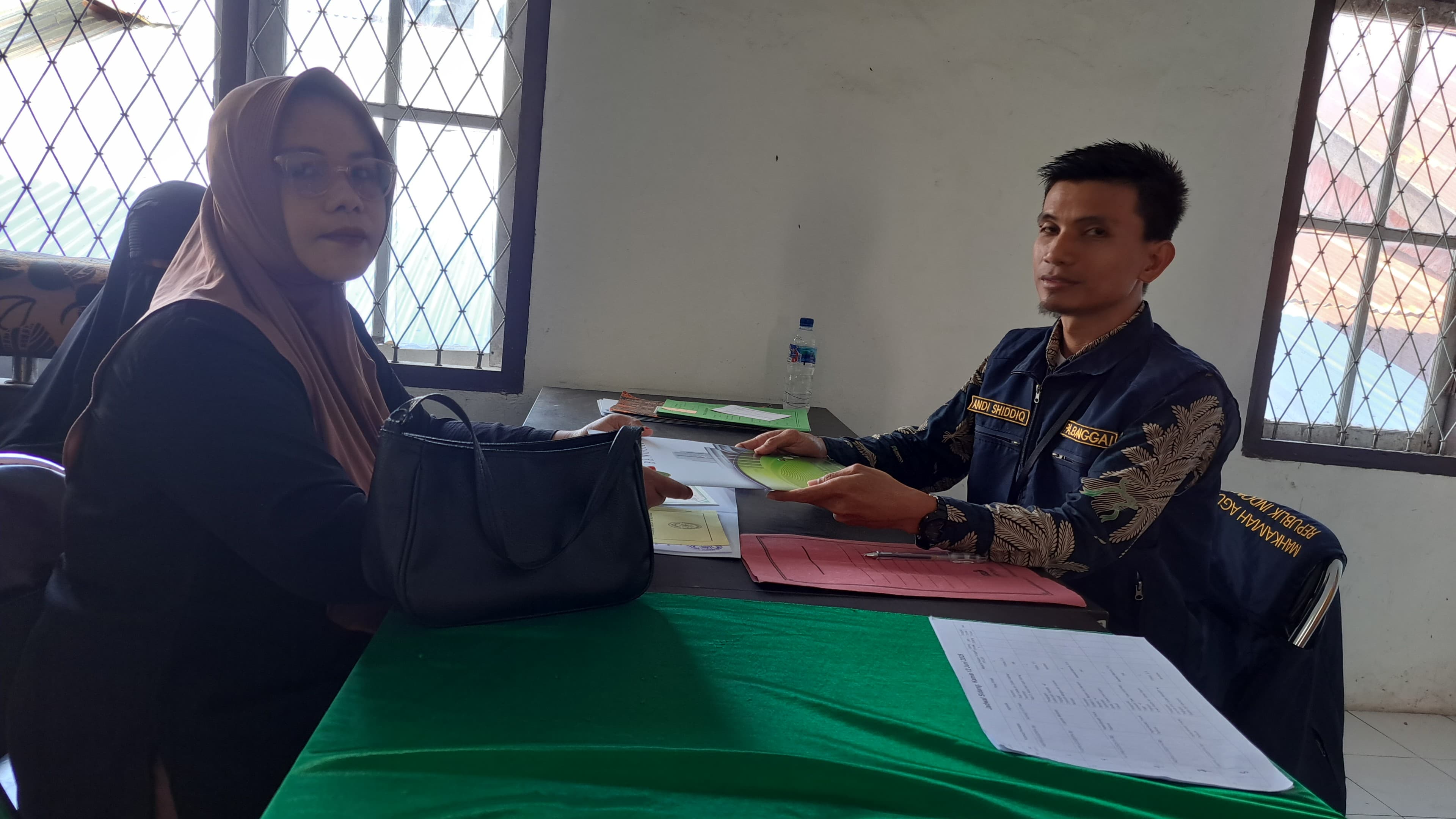 4 Sidang di Luar Gedung Pengadilan Agama Banggai