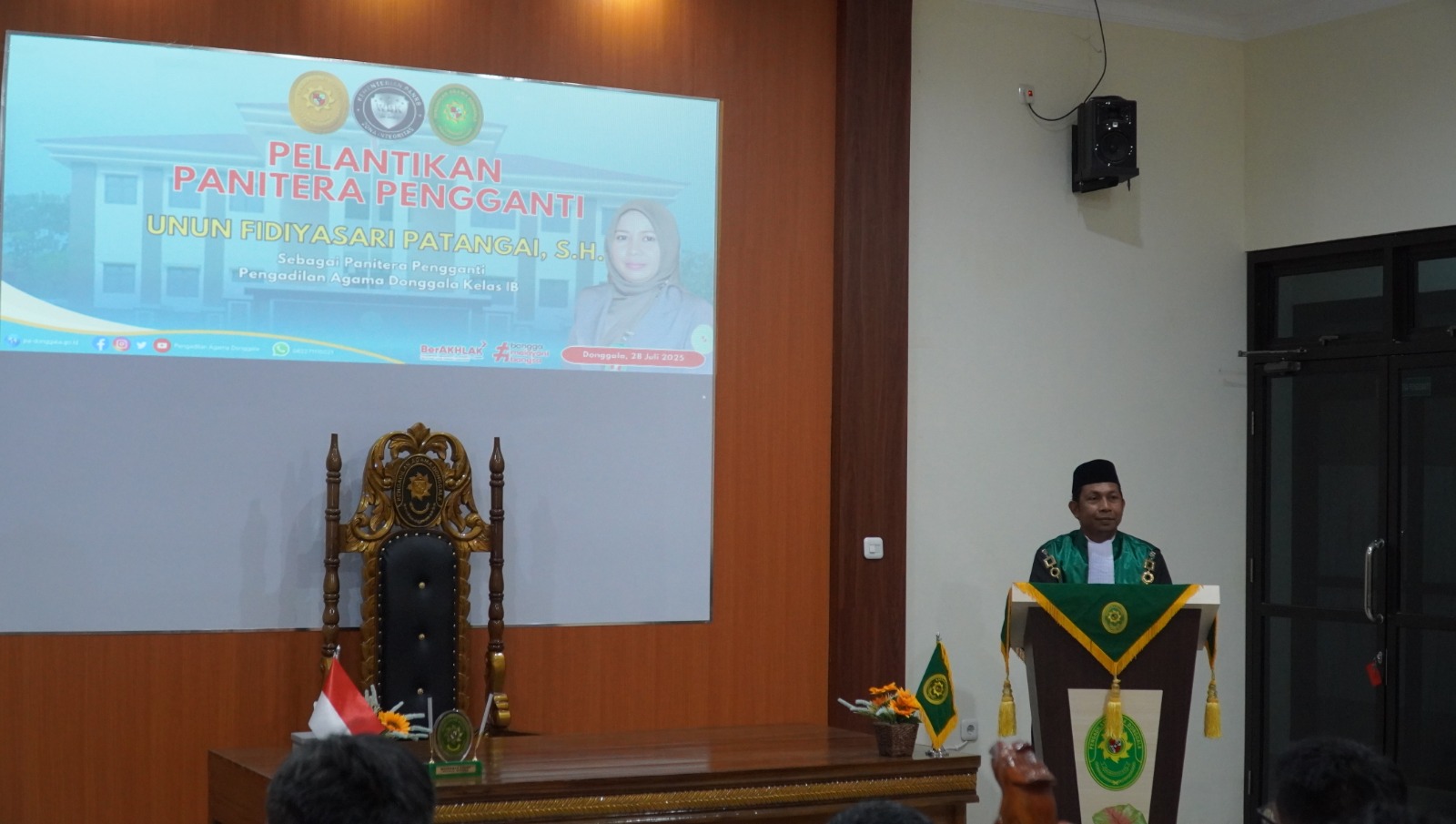 2 Ketua Pengadilan Agama Donggala Lantik Panitera Pengganti 1382025