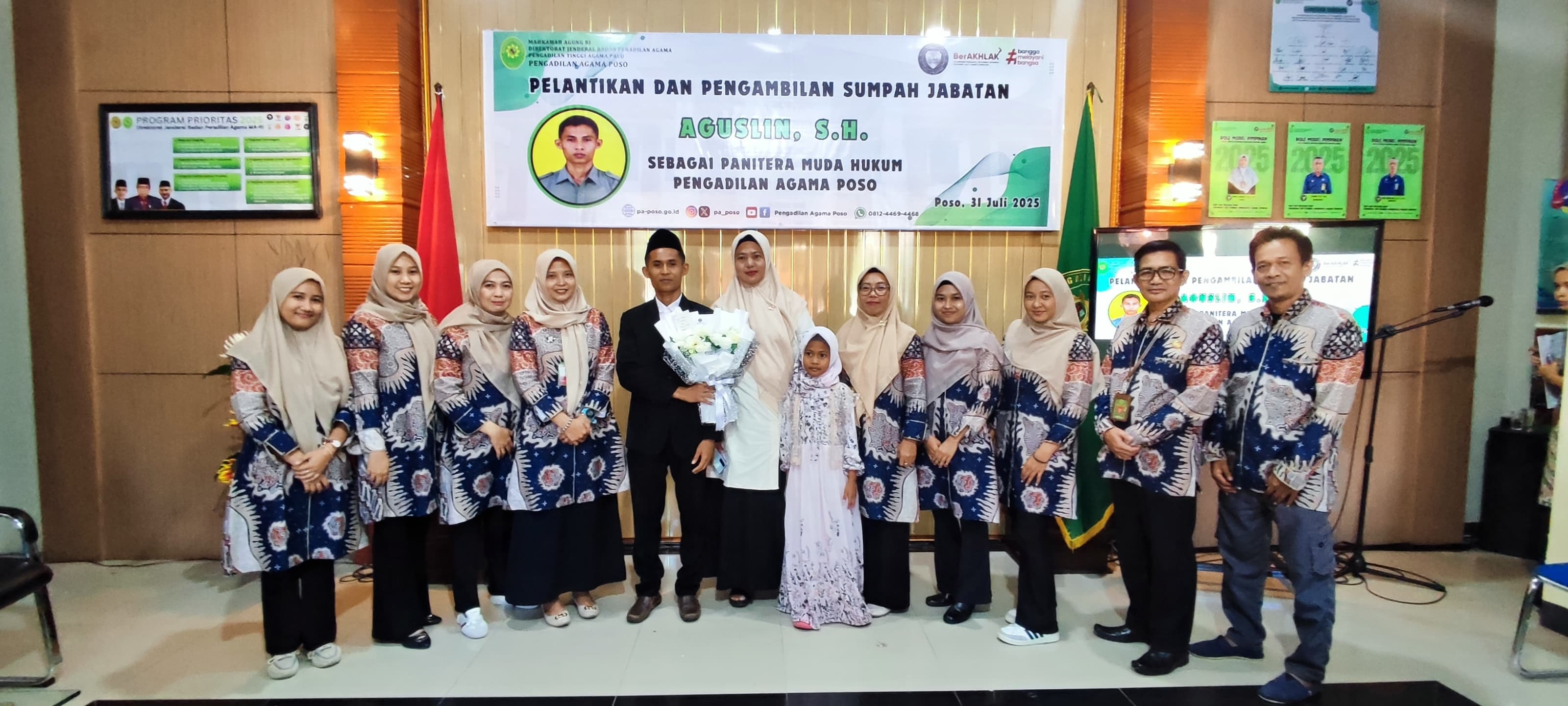 6 Ketua PA Poso Lantik Panitera Muda Hukum yang Baru 14082025