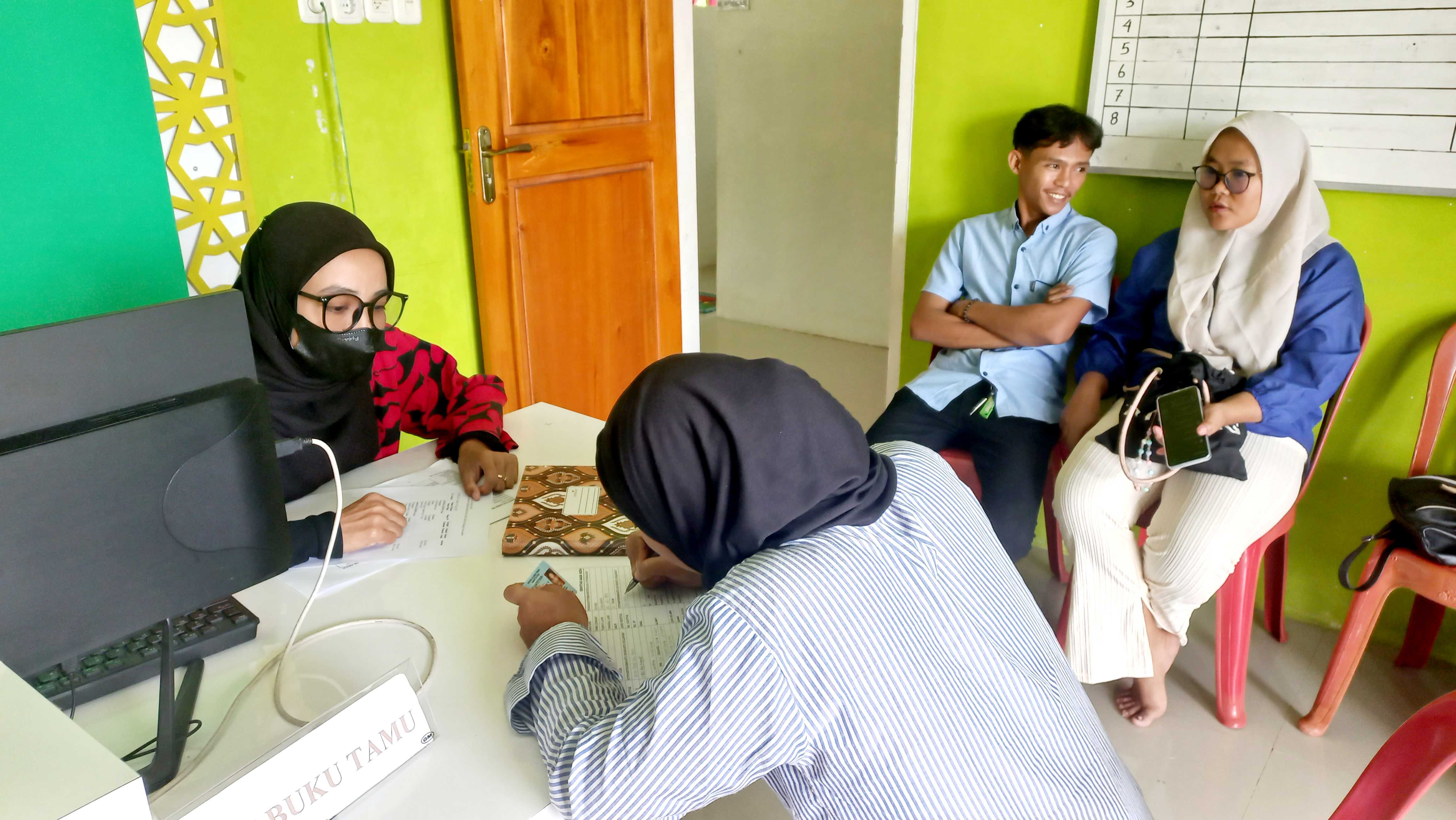 7 Pengadilan Agama Poso Laksanakan Sidang Luar Gedung di KUA Kecamatan Pamona Selatan 14082025