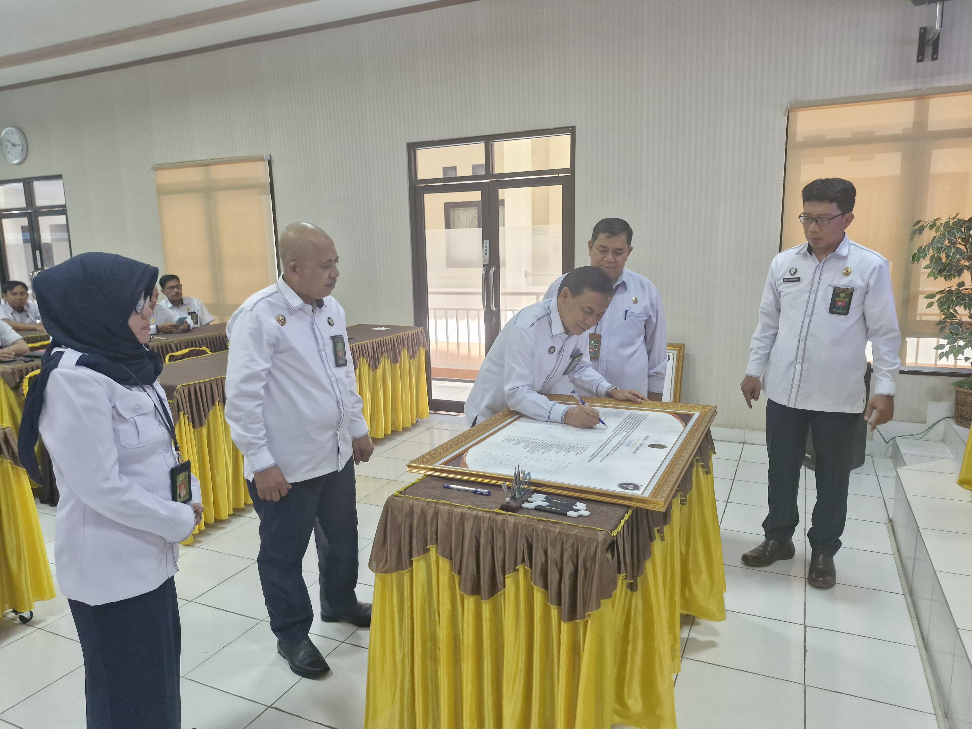 f9be517b e847 4d79 a4db 7fd80b26b56f