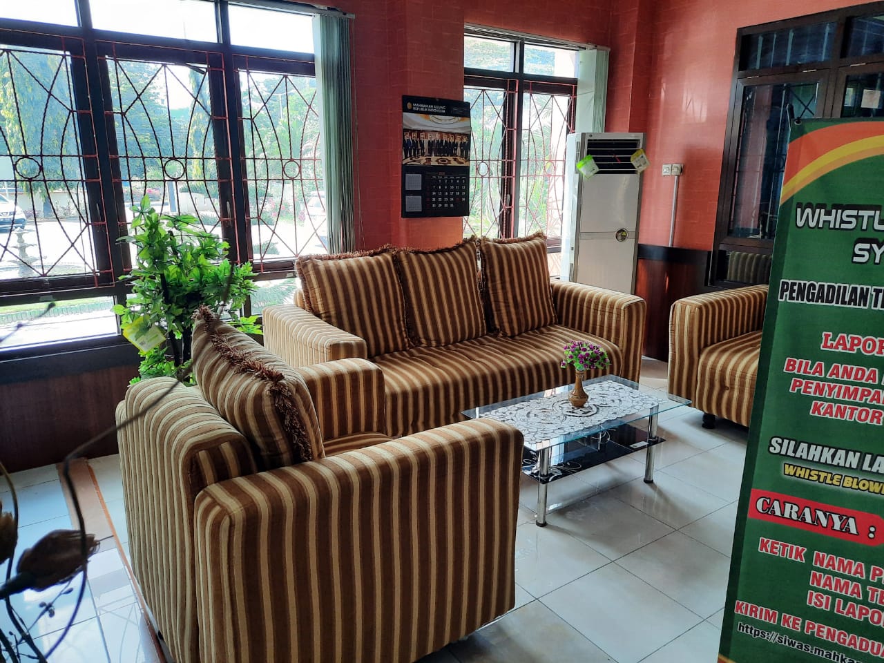 166a4cfe 35a3 4f63 b88c c8b2f727df12 1