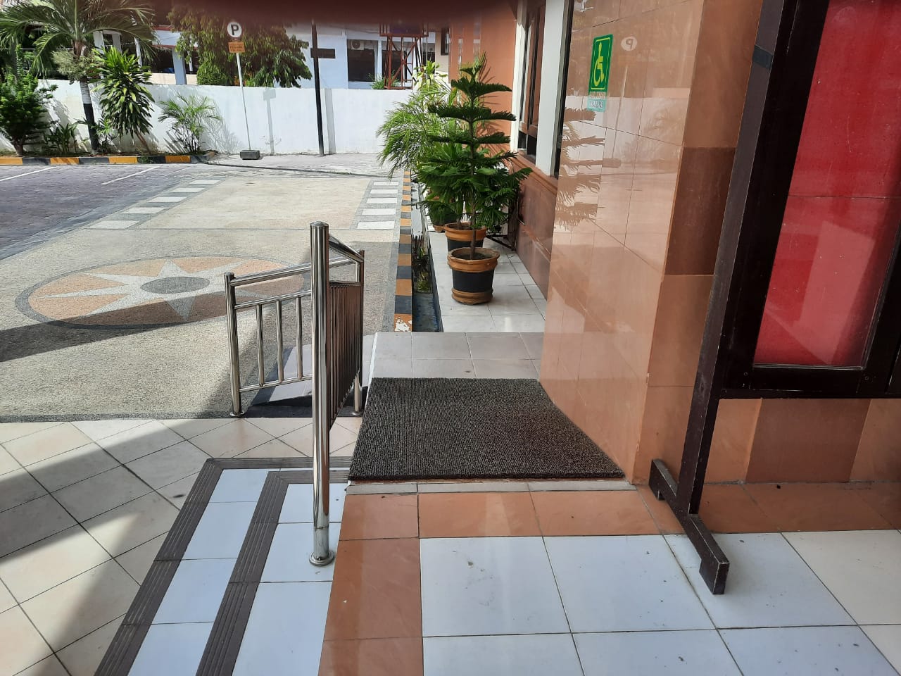 d103035d 2ea9 460e 85f5 06d5e9aab087