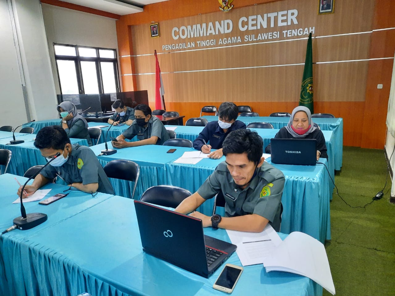 9afdadfc 17f9 4739 8bdf 70e3b7913e20