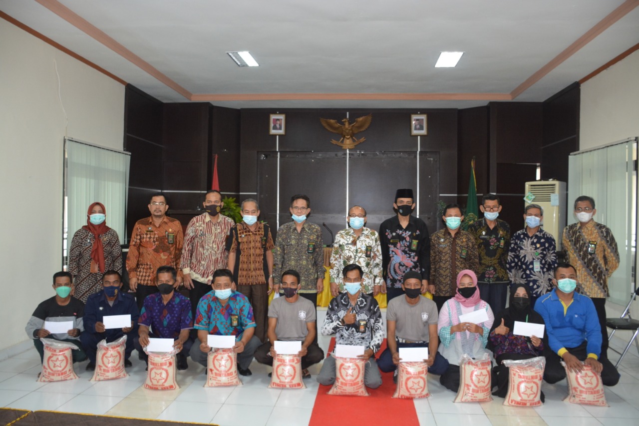 4e8d0bbd 3895 46c2 b85a 7f3e90d94c0c 1