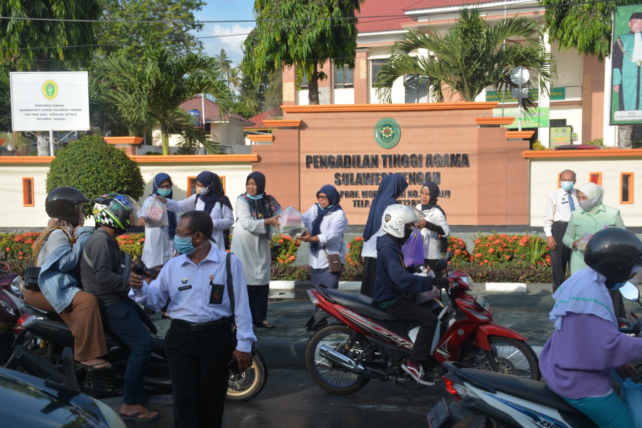 c05c54d3 0453 4733 b2b4 b5f6b32041cb