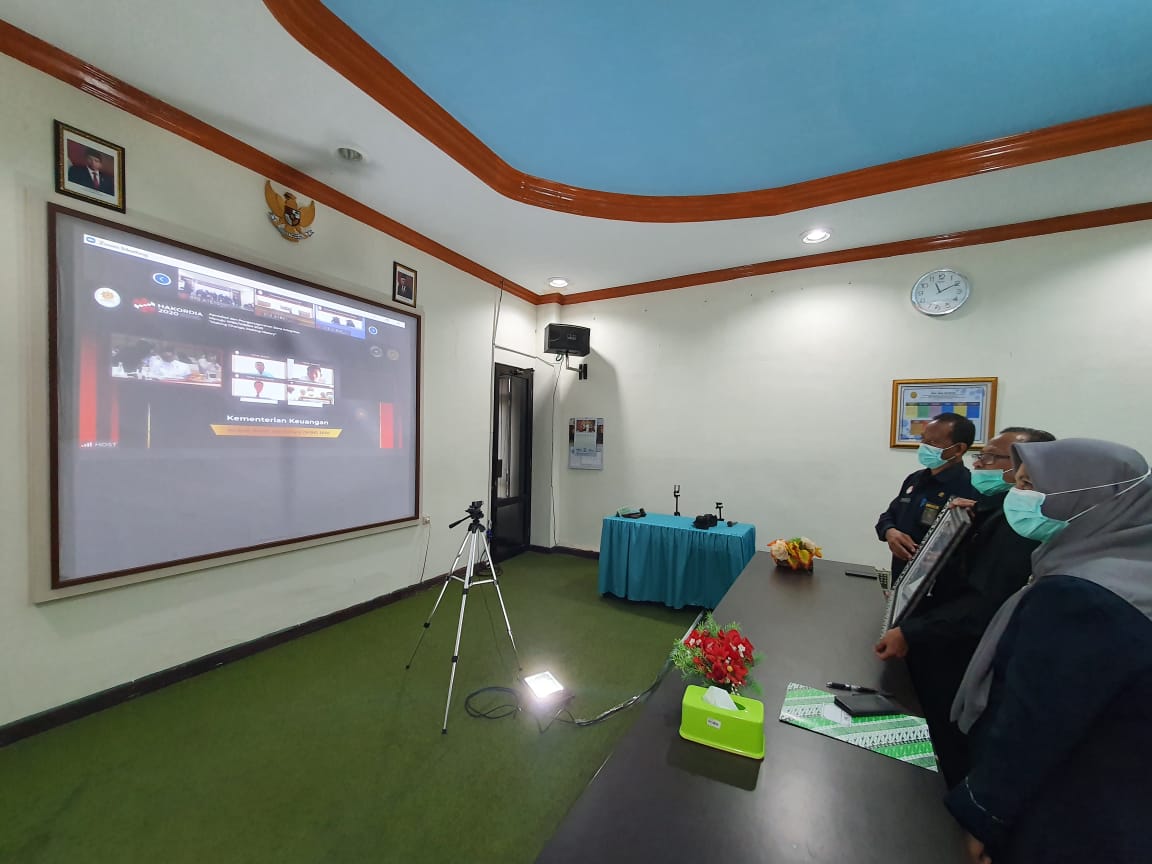 422de031 67d3 4530 94b5 f061b0d78938