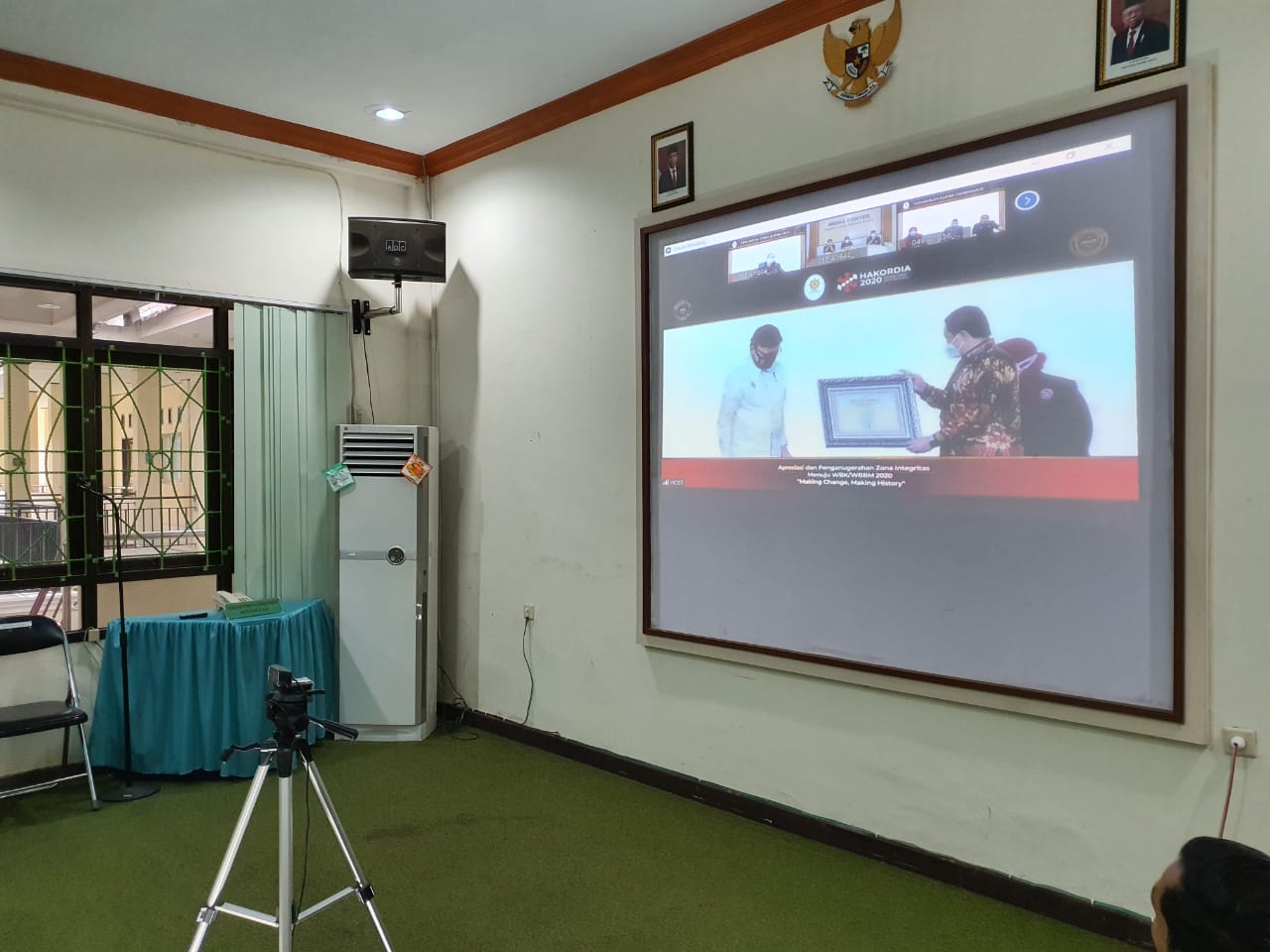 bd915655 b481 4953 96f5 5c3dbbe79696 1