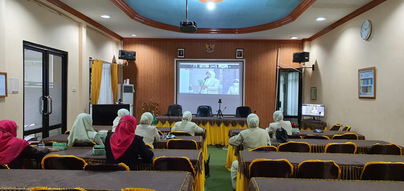 8c0cbd41 33bc 4e64 93fa 3de50347a803